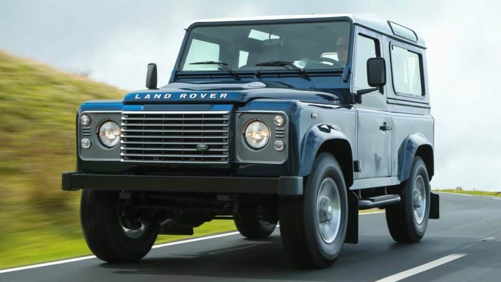 Land-Rover-Defender-2013-welding-axle