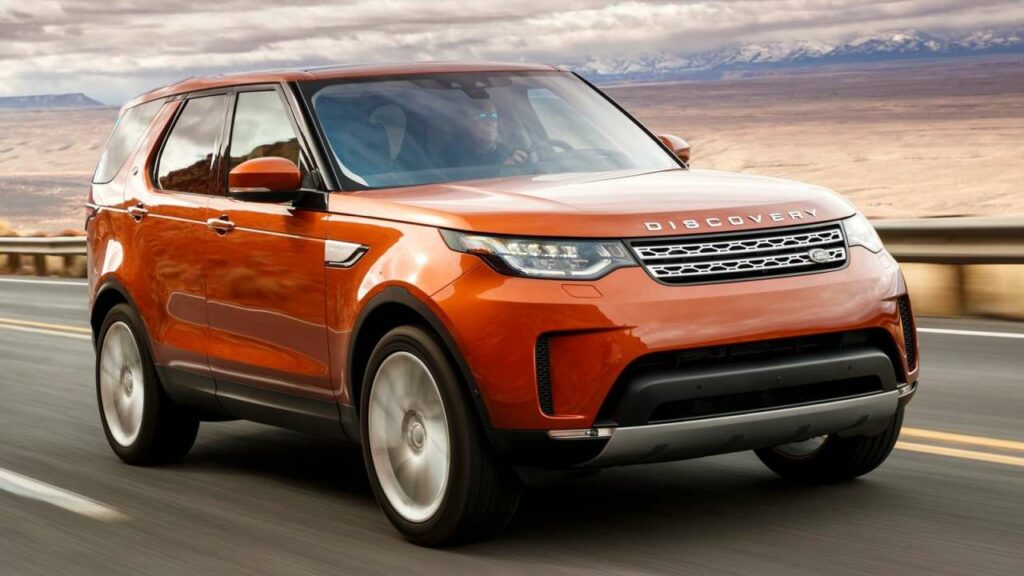 Land-Rover-Discovery-2016-rear-doors-lock