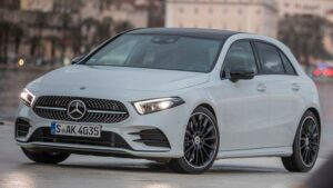 Mercedes-Benz-A-Class-2018-recall-backrest