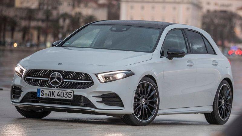Mercedes-Benz-A-Class-2018-recall-backrest
