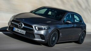 Mercedes-Benz-A-Class-2019-panorama-roof-recall-scaled-1