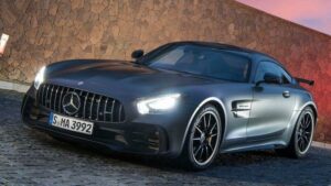 Mercedes-Benz-AMG-GT-2017-recall-airbag