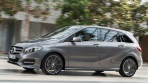 Mercedes-Benz-B-Class-2018-towing-bar