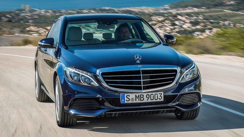 Mercedes-Benz-C-Class-2015-steering-power-assist