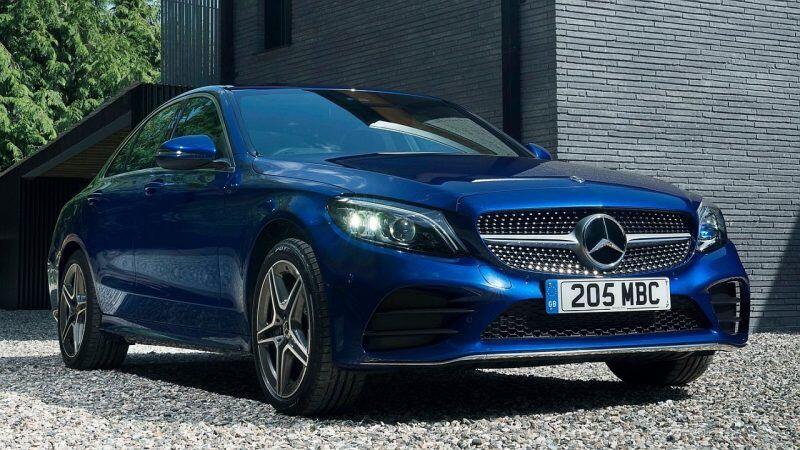 Mercedes-Benz-C-Class-2018-recall-seatbelt-locks