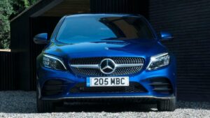 Mercedes-Benz-C-Class-2019-fire