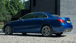 Mercedes-Benz-C-Class-rear-seat-back-lock
