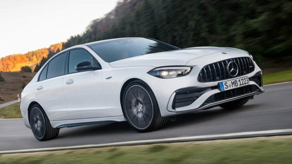 Mercedes-Benz-C43-AMG-2023-wiring-harness-fire