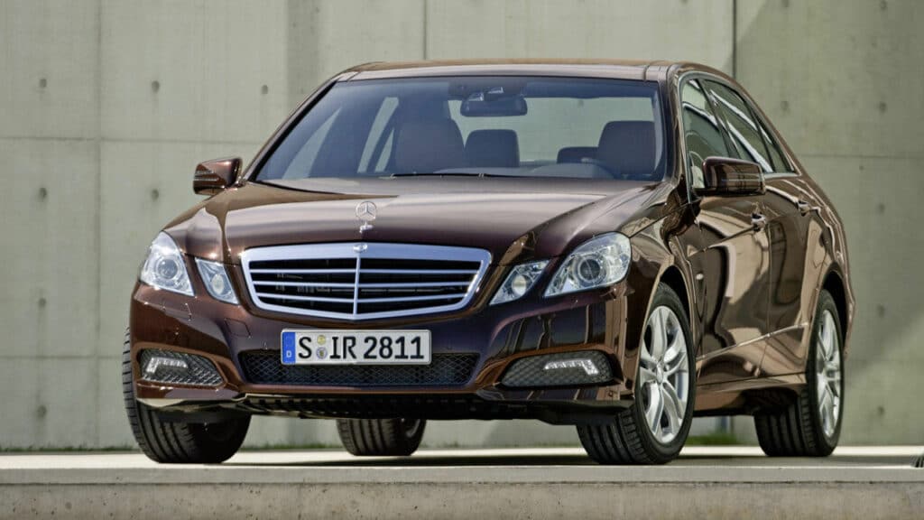 Mercedes-Benz-E-Class-airbag-takata