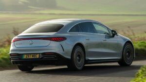 Mercedes-Benz-EQS-2022-tow-eye