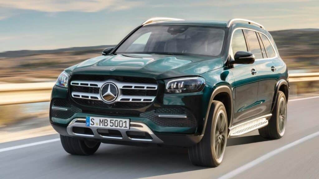 Mercedes-Benz-GLS-2022-steering