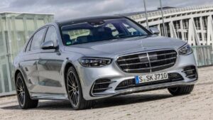 Mercedes-Benz-S-Class-2021-passenger-airbag