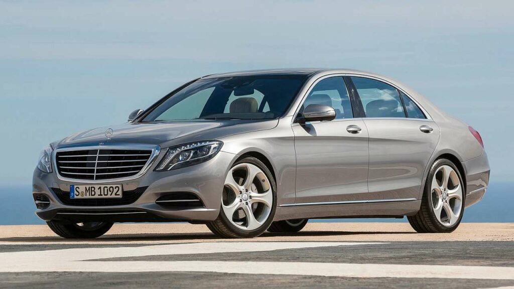 Mercedes-Benz-S-Class-roof-panel