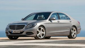 Mercedes-Benz-S-Class-roof-panel