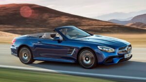 Mercedes-Benz-SL-2017-fire