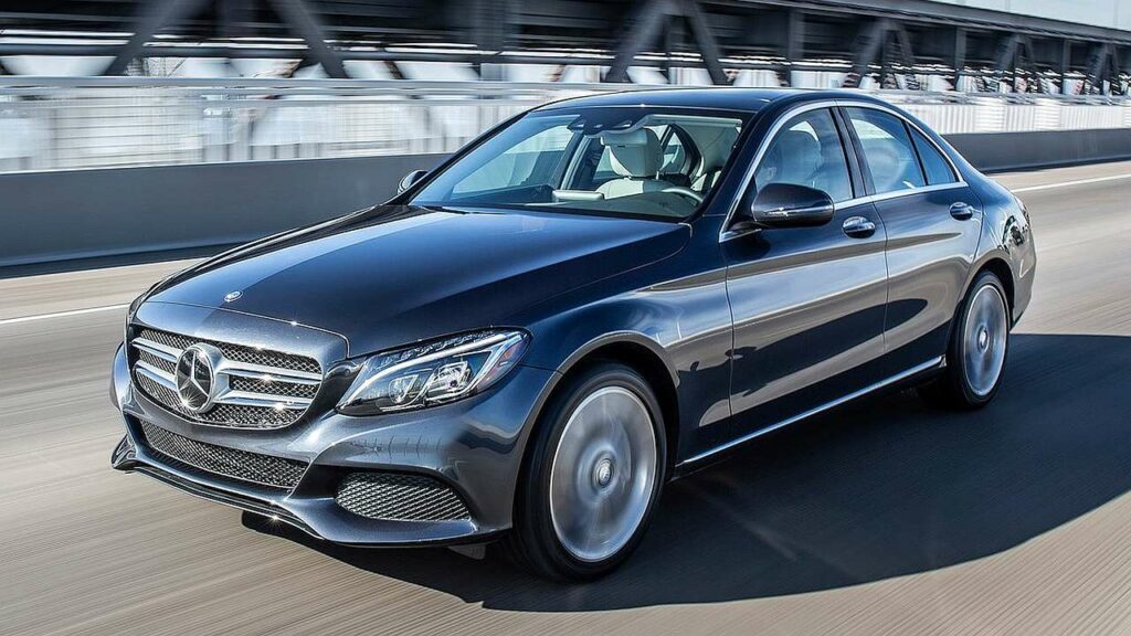 Mercedes-Benz-c-class-leaking-refrigerant