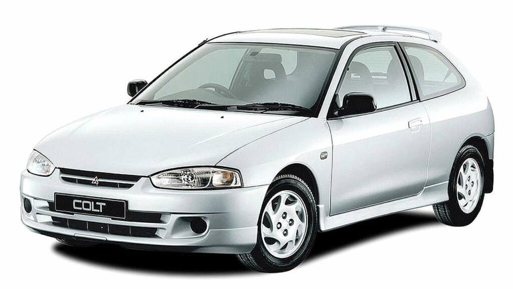 Mitsubishi-Colt-2000-airbag