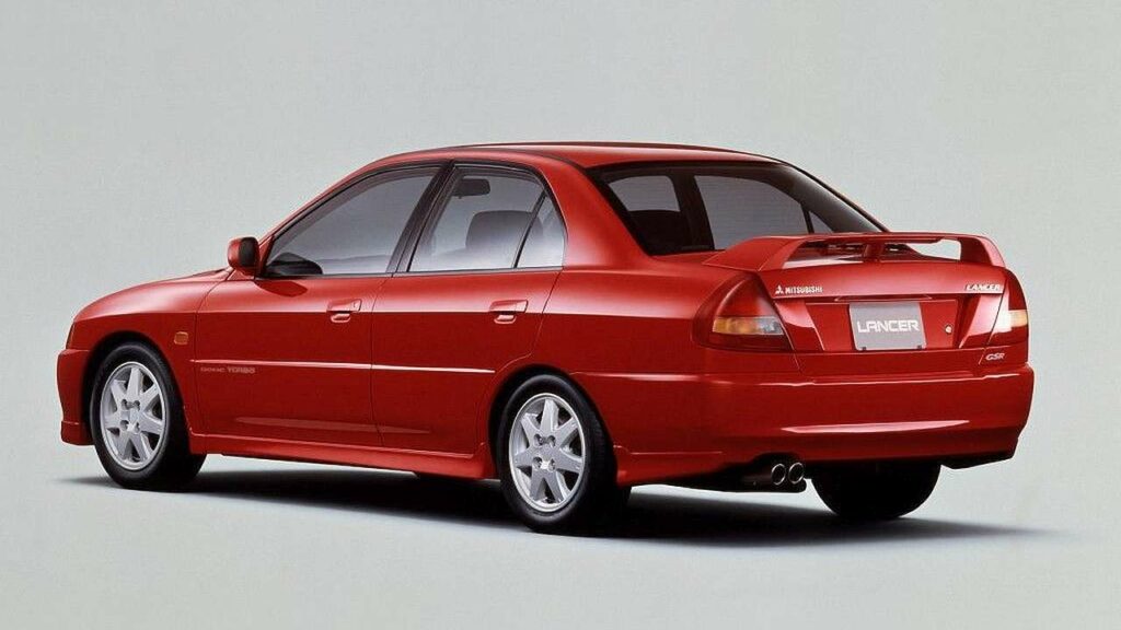 Mitsubishi-Lancer-2000-airbag