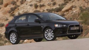 Mitsubishi-Lancer-Sportback-2009-recall-sun-roof