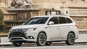 Mitsubishi-Outlander-phev-2017-recall-door-lock