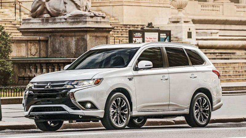 Mitsubishi-Outlander-phev-2017-recall-door-lock
