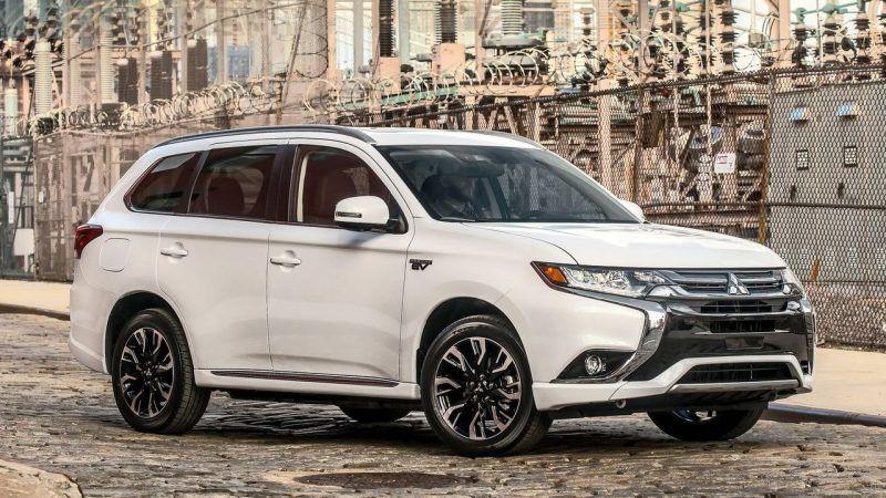 Mitsubishi-Outlander_PHEV-2017-recall-ecu-relay