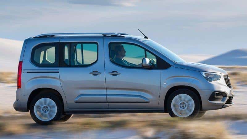 Opel-Combo-2019-recall-steering-column-scaled-1