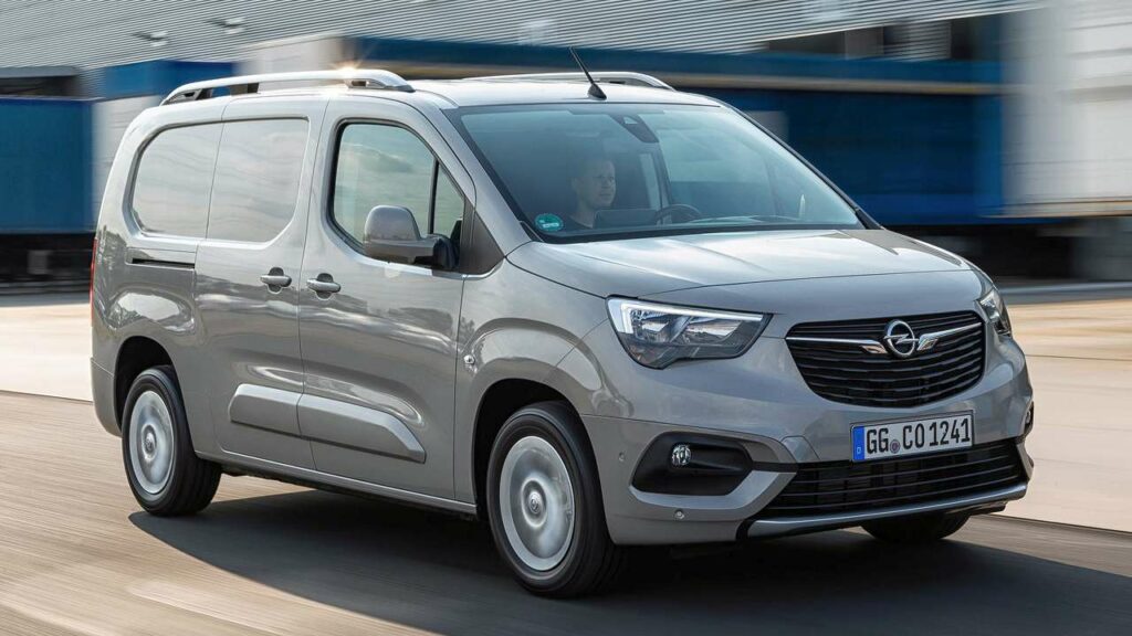 Opel-Combo-2021-hand-brake