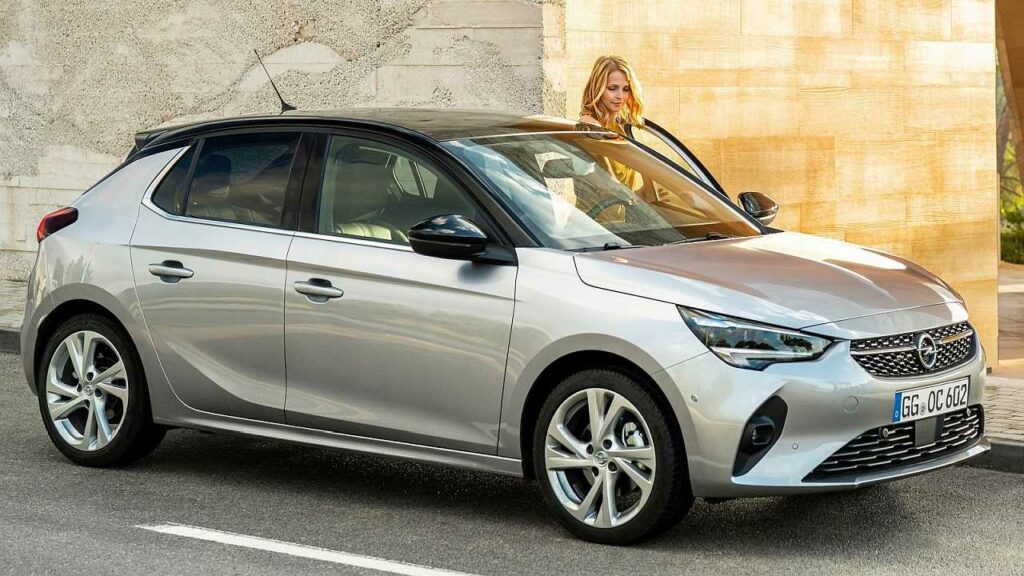 Opel-Corsa-2020-wheel-screws