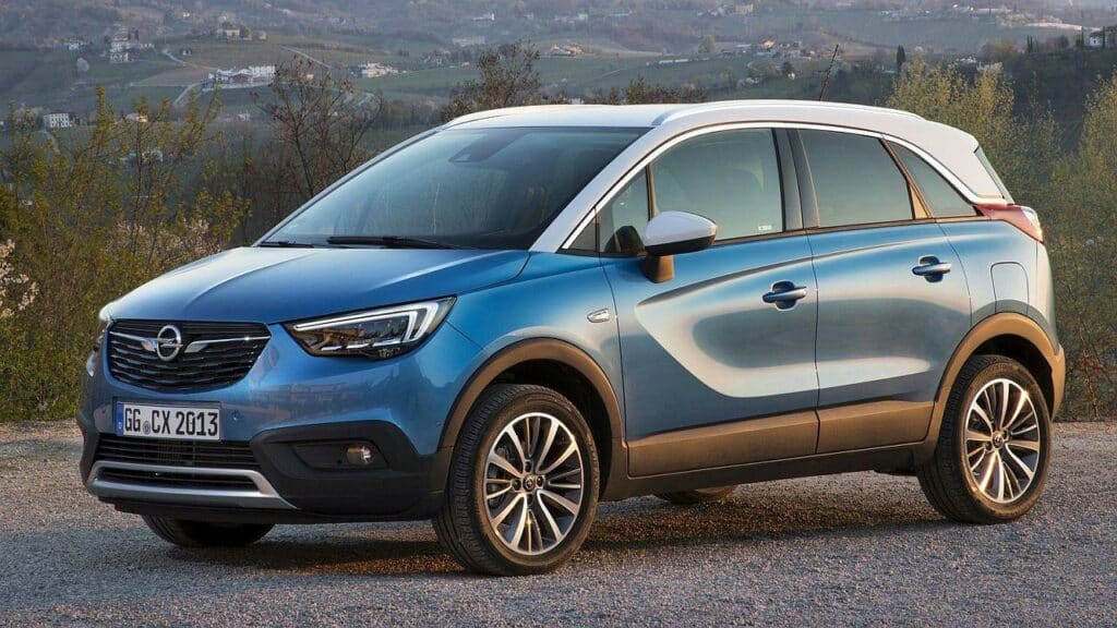 Opel-Crossland_X-2020-fuel-leak