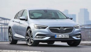 Opel-Insignia-2017-recall-oil-leakage