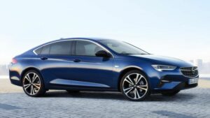 Opel-Insignia-2019-racall-fuel-leak-scaled-1