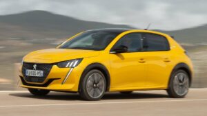 Peugeot-208-2020-cruise-control