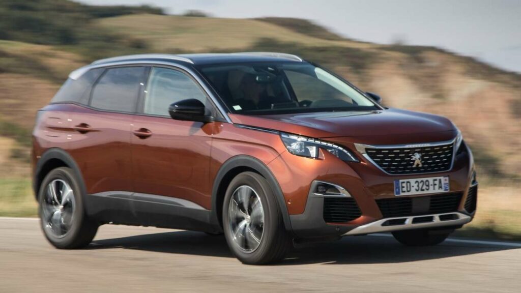 Peugeot-3008-2019-battery-fire