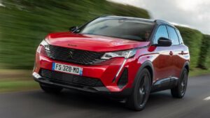 Peugeot-3008-2019-battery-voltage-mismatch