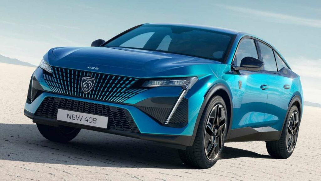 Peugeot-408-2023-accident-fire