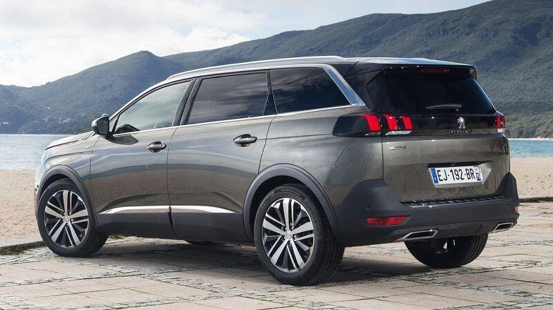 Peugeot-5008-2018-recall-spare-wheel