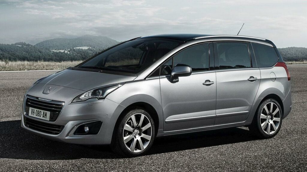 Peugeot-5008-vacuum-pump-brake-booster