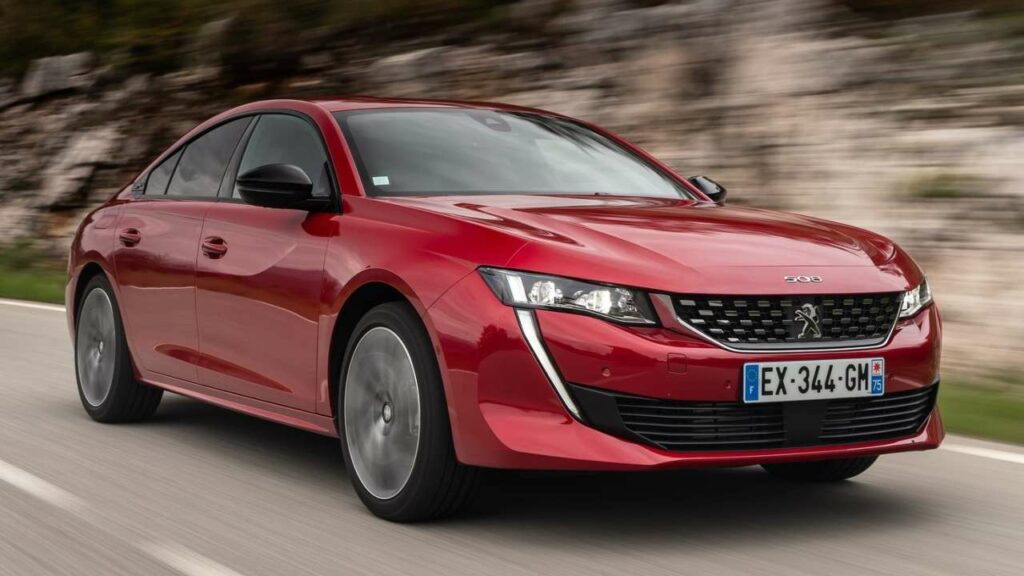 Peugeot-508-2019-fuel-may-leak