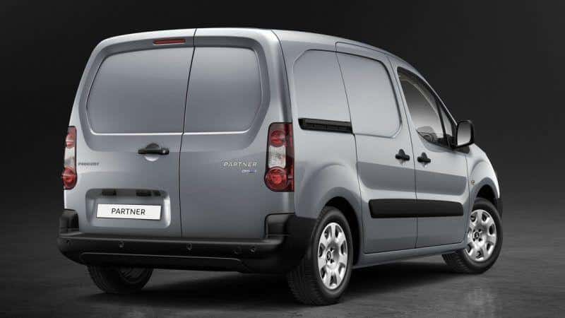 Peugeot-Partner-2018-recall-parking-brake