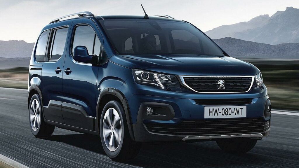 Peugeot-Rifter-2020-fuel-leak