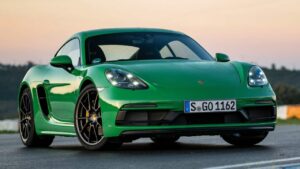 Porsche-718-Cayman-2020-fuel-pipe