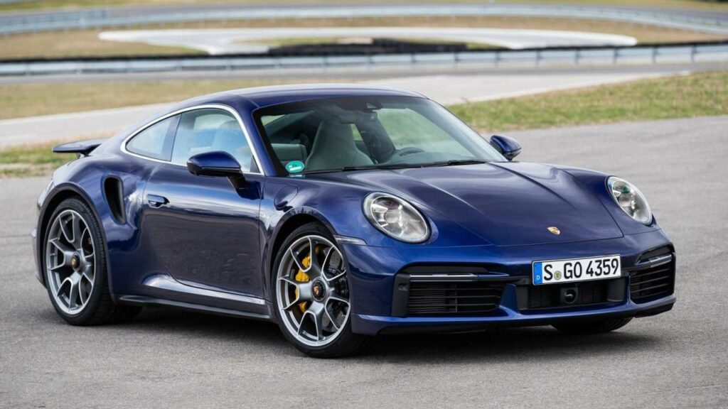 Porsche-911-2022-instrument-panel