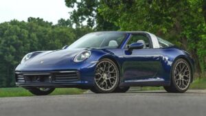 Porsche-911-Targa-2021-screw-suspension