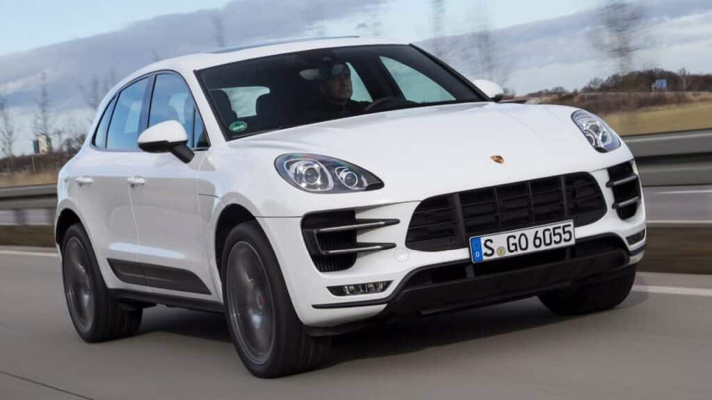 Porsche-Macan-2015-seat-occupancy-sensor