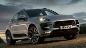 Porsche-Macan-2018-recall-ski-bag