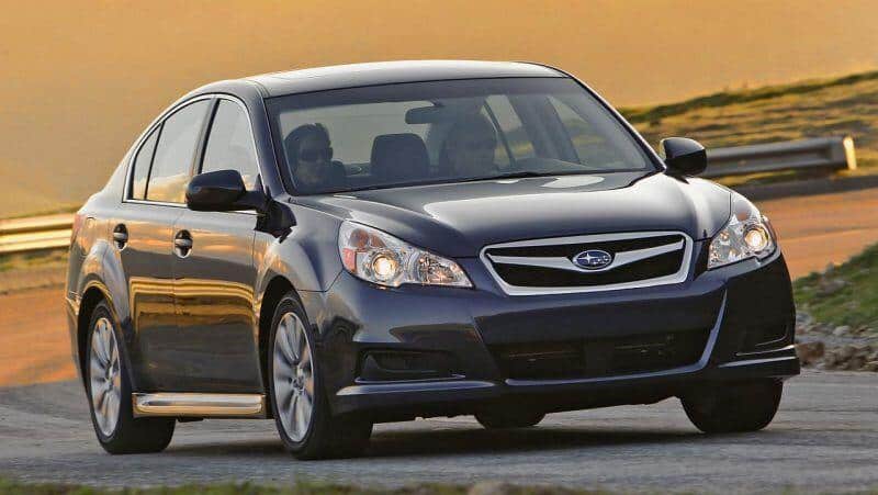 Subaru-Legacy-2010-recall-airbag
