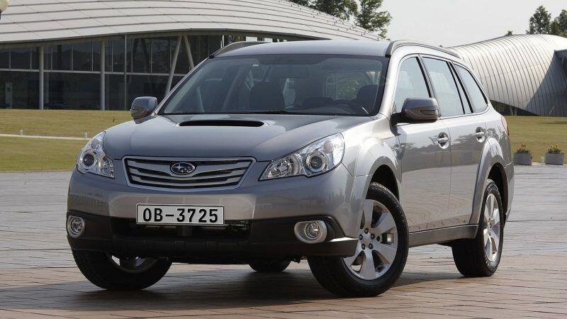 Subaru-Outback-2011-recall-airbag