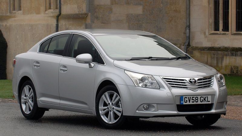 Toyota-Avensis-2009-recall-airbag-scaled-1