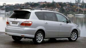 Toyota-Avensis-Verso-2009-recall-airbag-scaled-1